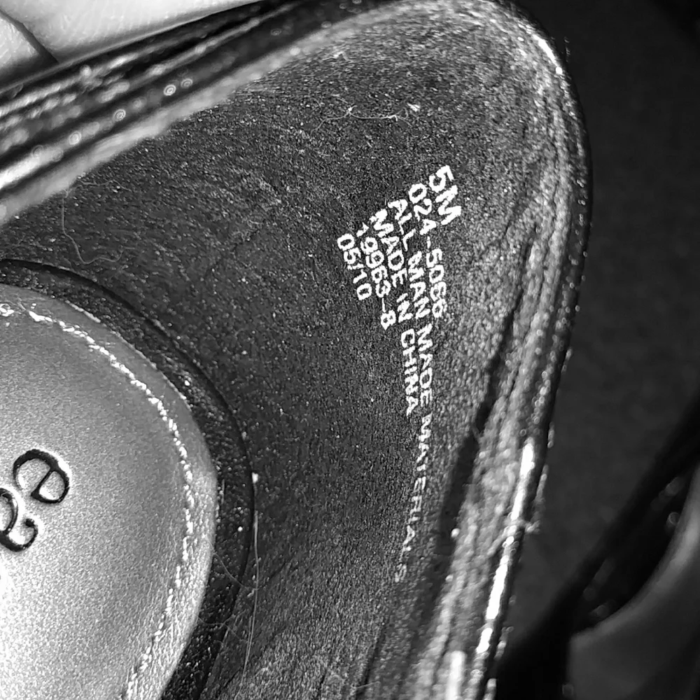 East 5th heel size 5 black